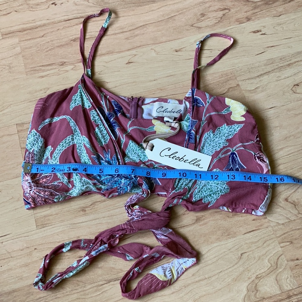 NWT. Cleobella floral crop top w/ tie. Size S.